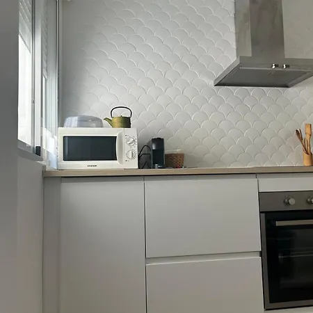 Quedate Cerca Del Casco Antiguo *